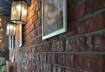 Кирпич старый. Темная охра. Кофе саунд.